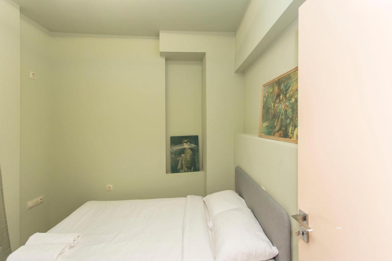 סופיה Elegant 2Bdr Apartment With A Balcony מראה חיצוני תמונה